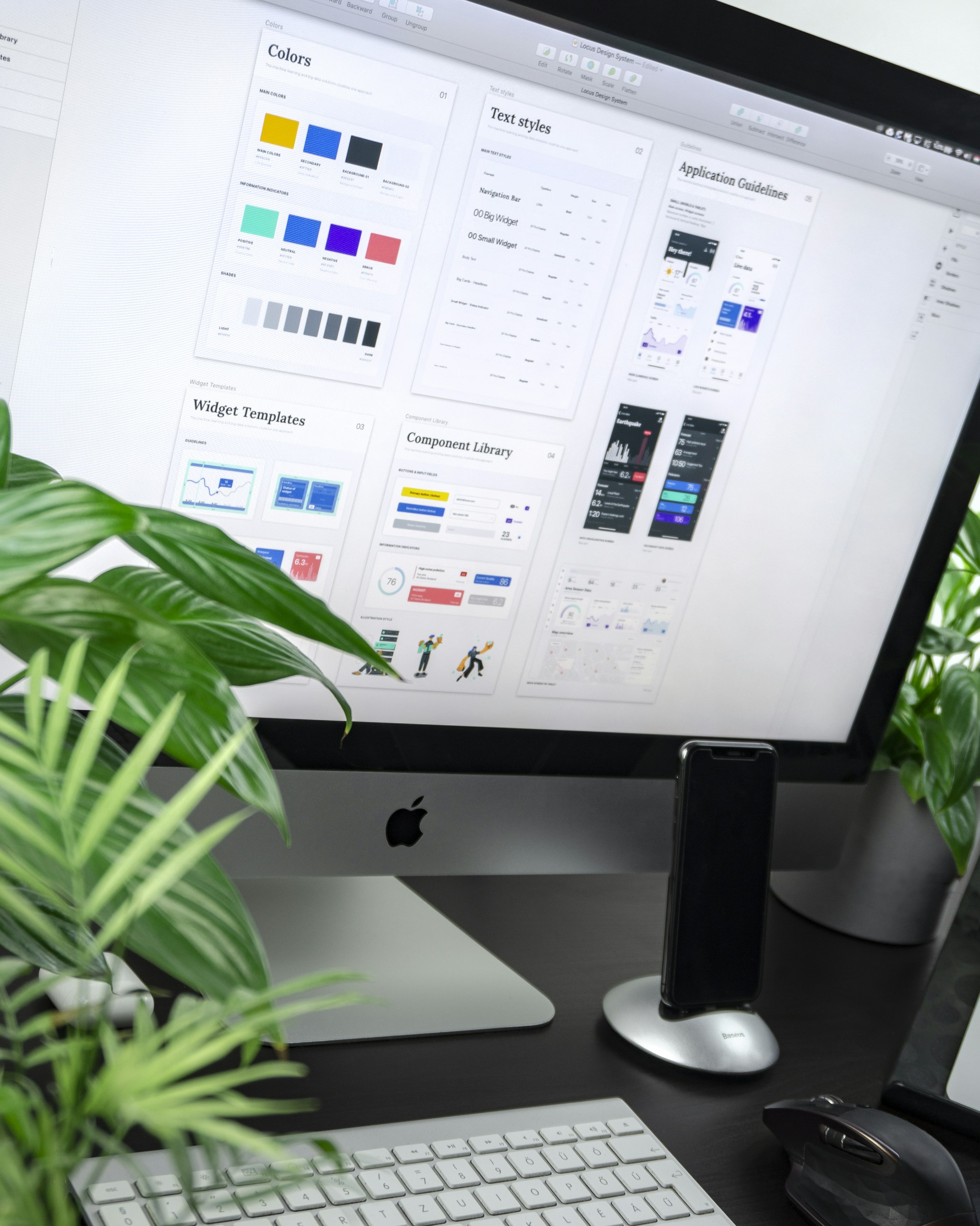 Studio di design che personalizza la pagina del profilo digitale